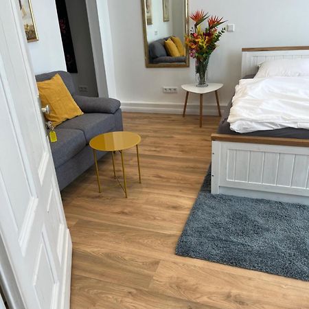 Moderne Wohnung In Der Innenstadt Von Bad Oeynhausen Esterno foto