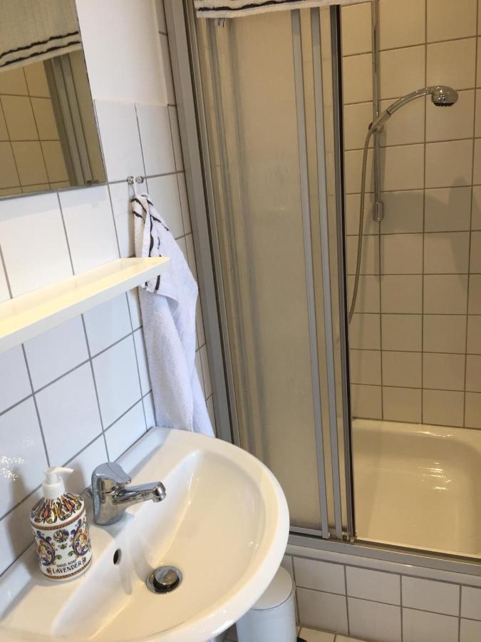 Moderne Wohnung In Der Innenstadt Von Bad Oeynhausen Esterno foto